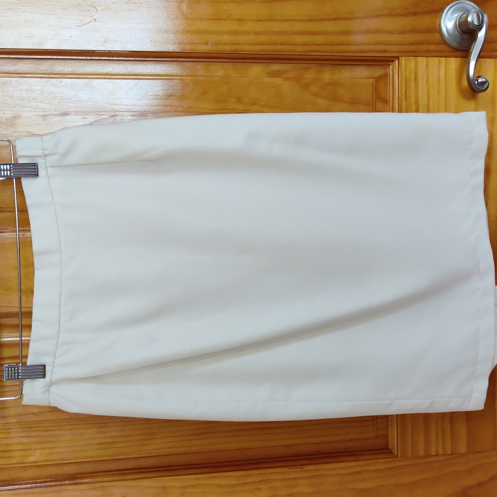 Off white skirt